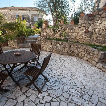 B&B Le Viole Arce Esterno foto
