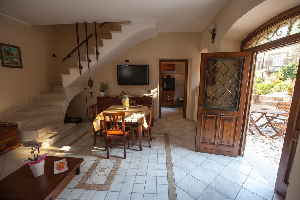 B&B Le Viole Arce Esterno foto